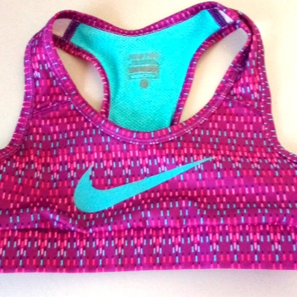Nike Razorback Dri-Fit Crop...OBO